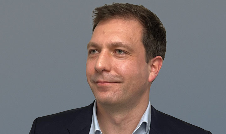 Mark Thomas